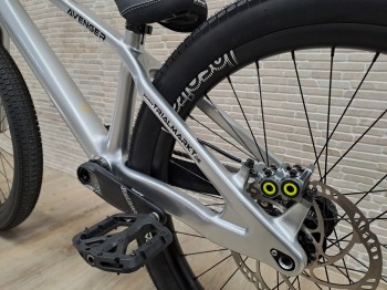 Bike 24" Extention Avenger Carbon - silber