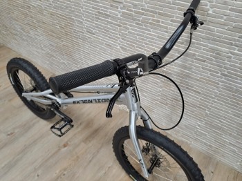 Trial Bike 20" Extention Rise 1005mm Hope Tech 4