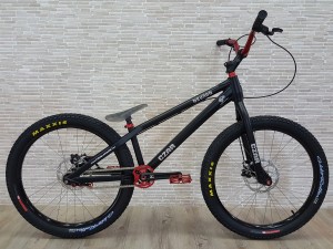Bike 24" Czar Neuron - schwarz